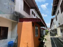 Kerja-kerja naiktaraf longkang